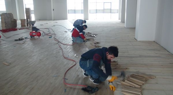 Tatvan'da spor faaliyetleri için inşa edilecek tesiste çalışmalar sürüyor