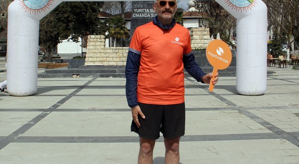 İş insanı depremzedelere bağış toplamak amacıyla Sinop'tan Hatay'a koşuyor