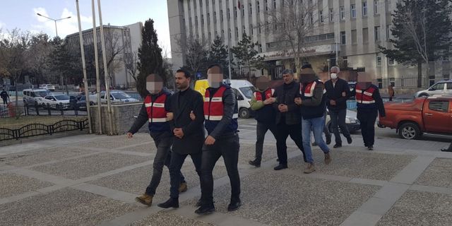 Erzurum'da PKK/KCK propagandası yaptıkları iddiasıyla 15 zanlı yakalandı