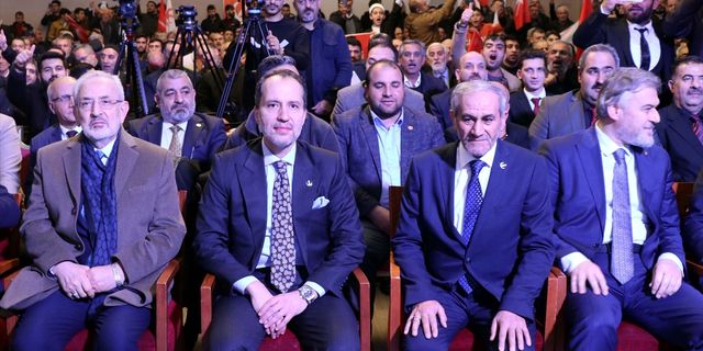 ELAZIĞ - Yeniden Refah Partisi Genel Başkanı Erbakan, Elazığ'da konuştu