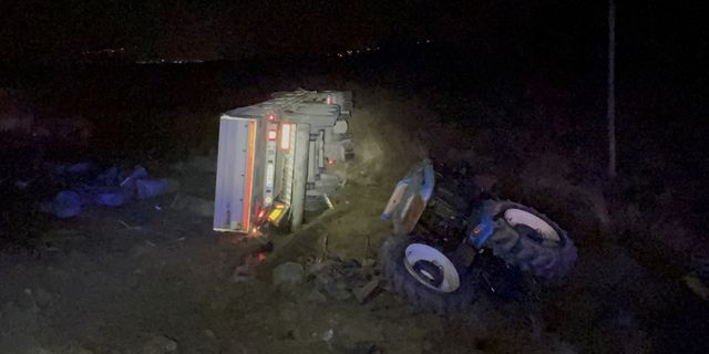 Erzincan'da tır ile traktörün çarpıştığı kazada 2 kişi yaralandı