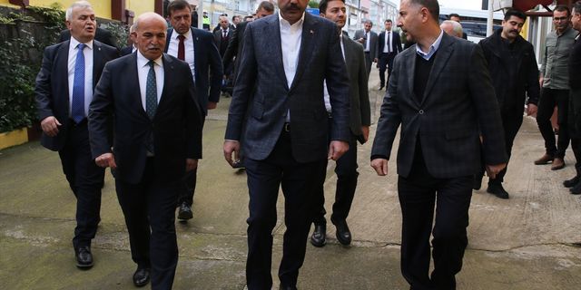 GİRESUN - Bakan Murat Kurum, Giresun'da partililer ve vatandaşlarla buluştu