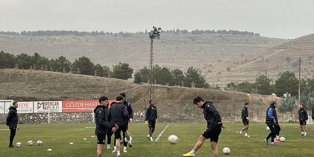 MALATYA - Yeni Malatyaspor, sahasında galibiyet özlemine son vermek istiyor