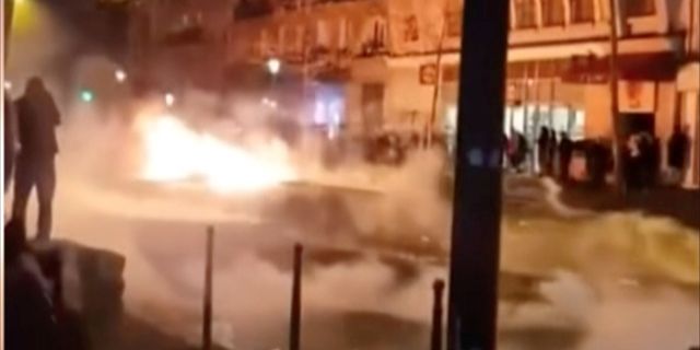 PARİS - Terör örgütü PKK yanlıları polise saldırdı (5)