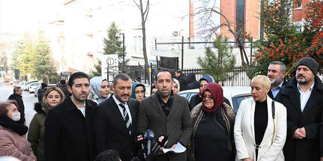ANKARA - 1. Uluslararası Evlat Nöbeti Kongresi üyeleri HDP'yi protesto etti