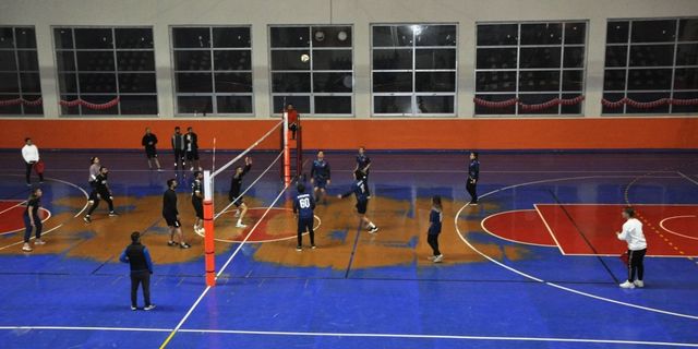 Bulanık'ta düzenlenen voleybol turnuvası tamamlandı