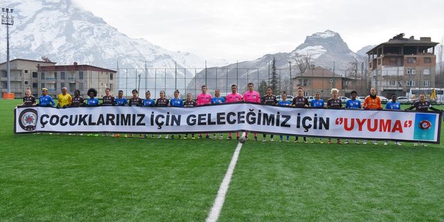 HAKKARİ - Kadın Futbol Süper Ligi - Hakkarigücü, Beşiktaş Vodafone ile 2-2 berabere kaldı