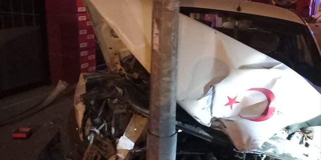 KARABÜK - Polisin "dur" ihtarına uymayan alkollü sürücü kaza yaptı