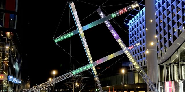UTRECHT - Hollanda'nın Utrecht kentinde “Yuvaya Dönüş” temalı ışık sanat festivali düzenlendi