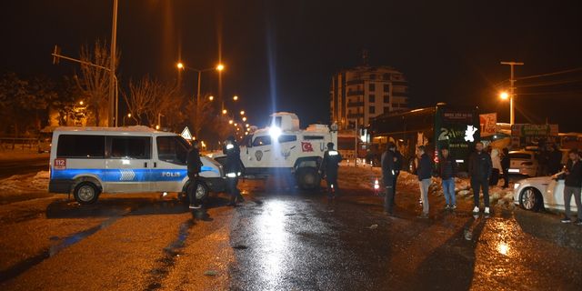 Şanlıurfa-Diyarbakır kara yolu sis ve buzlanma nedeniyle ulaşıma kapatıldı