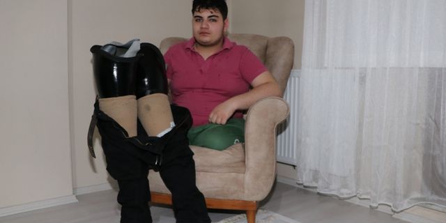 Doğuştan iki bacağı olmayan Miraç, küçülen protezlerinin yenilenmesini istiyor