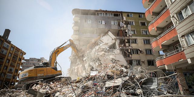 HATAY - Depremlerin vurduğu Hatay'da en ağır yıkım Antakya'da (1)