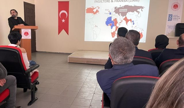 Ardahan'da Denetimli Serbestlik'te "Cumhuriyet" programı yapıldı