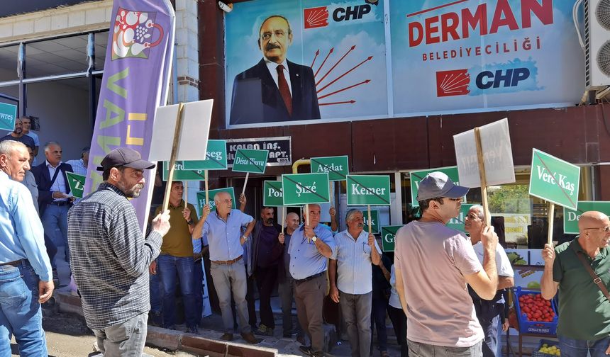 Köylülerden CHP İl Binası önünde 'çevre' eylemi