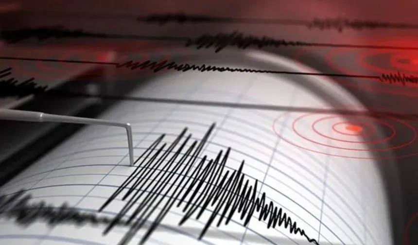 4.9 büyüklüğünde korkutan deprem