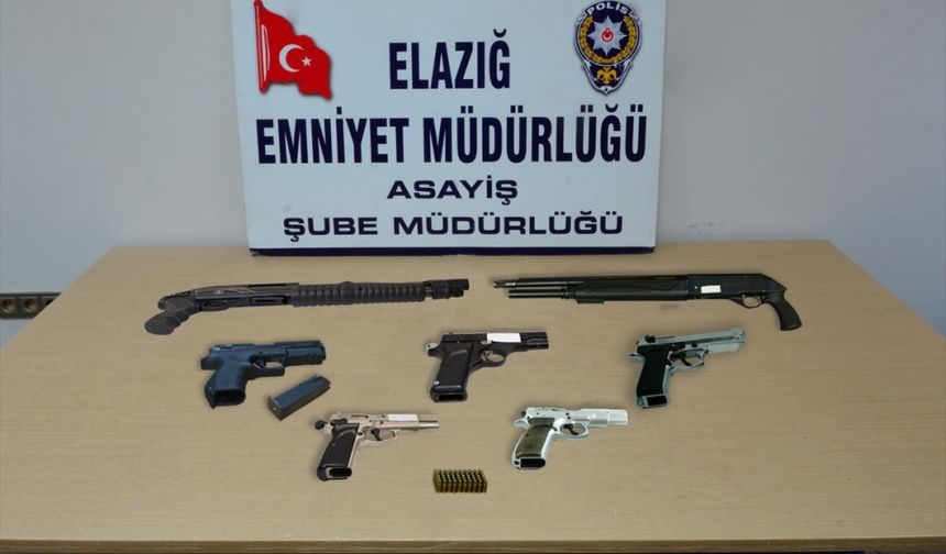 Elazığ'da asayiş uygulamalarında yakalanan 19 zanlı tutuklandı