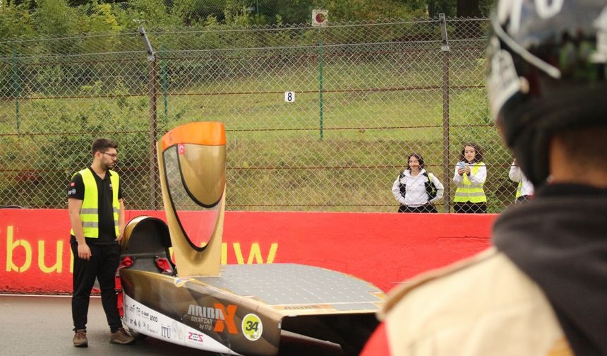 İTÜ ZES Güneş Arabası Ekibi, Belçika’daki solar arabaları yarışında ilk üçe girdi