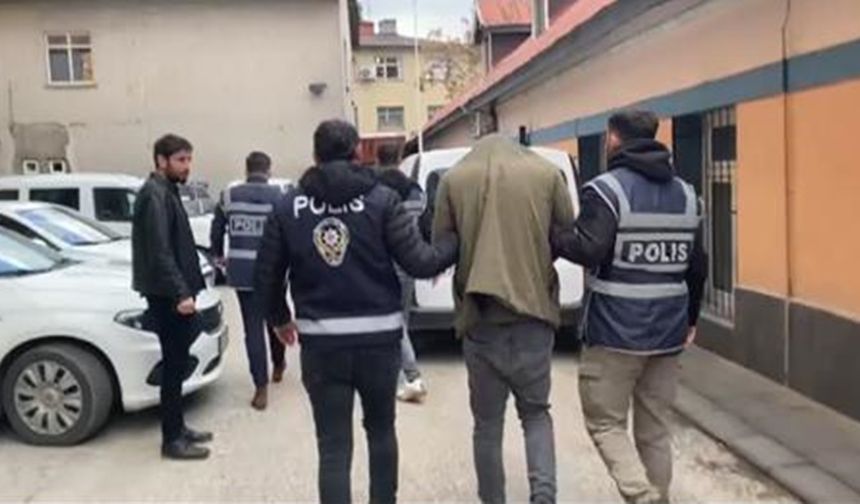 OSB'deki 3 iş yerinde hırsızlık yapan kişiler yakalanarak tutuklandı