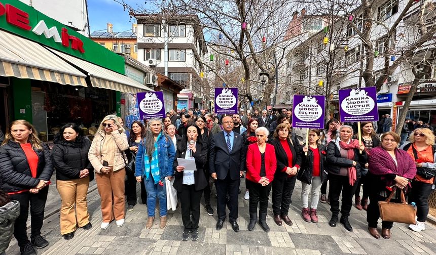 CHP’den 8 Mart açıklamasında kadınlara çağrı: Ayağa kalkın!