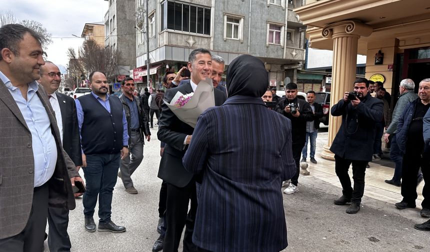 Ata İttifakı'nın cumhurbaşkanı adayı Oğan, Iğdır'da basınla buluştu: