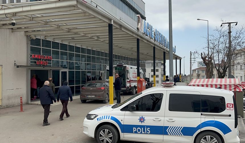 KOCAELİ - Balkondan düşen çocuk yaralandı