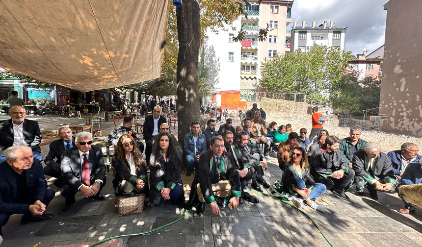 Dersim Barosu’ndan ‘Çevre Tahribatına’ oturma eylemli tepki